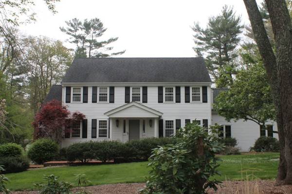 94 Till Rock Ln, Norwell, MA 02061