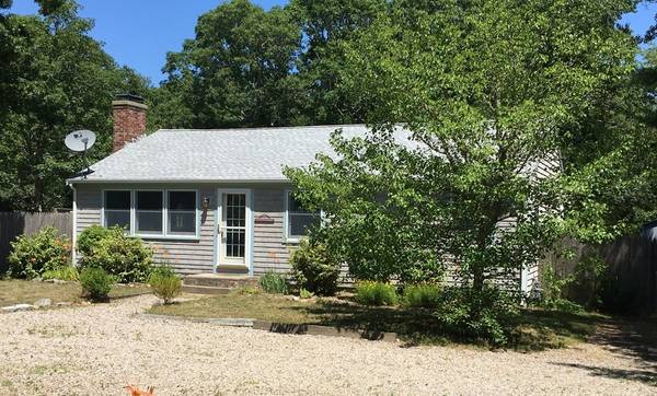 715 Harwich Rd, Brewster, MA 02631