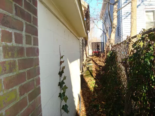 Attleboro, MA 02703,43 Orange Street