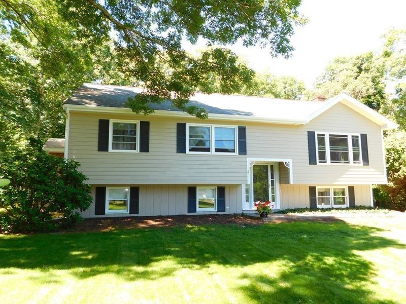 24 Chipman Rd, Sandwich, MA 02563