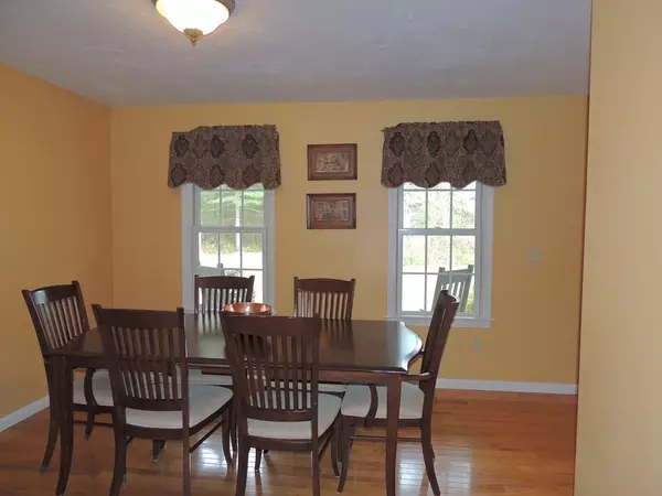 Lakeville, MA 02347,3 Hamilton Lane