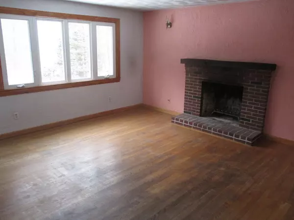 Northbridge, MA 01534,26 Sprague St