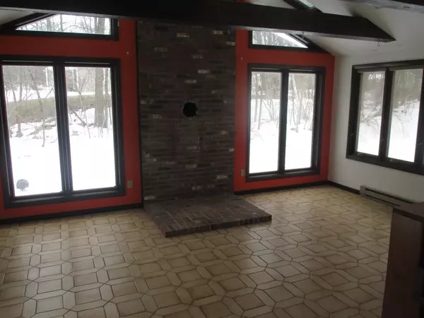 Northbridge, MA 01534,26 Sprague St