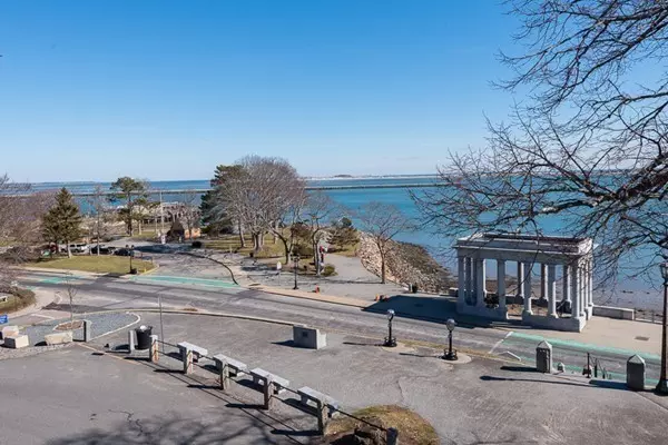 Plymouth, MA 02360,16 Carver St #202