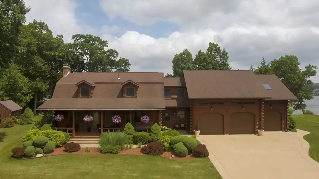 Southwick, MA 01077,94 Berkshire Ave