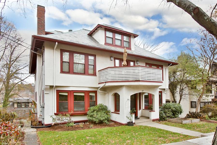 57 Winthrop Rd #2, Brookline, MA 02445