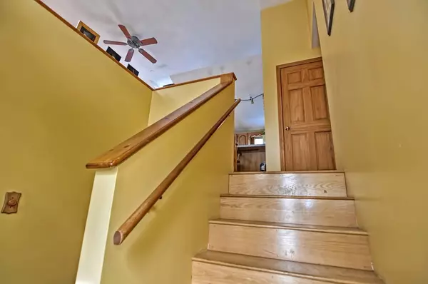 Millville, MA 01529,13 Hickory Rd