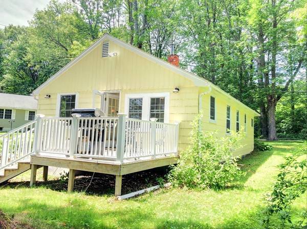 5 Ash Rd, Charlton, MA 01507