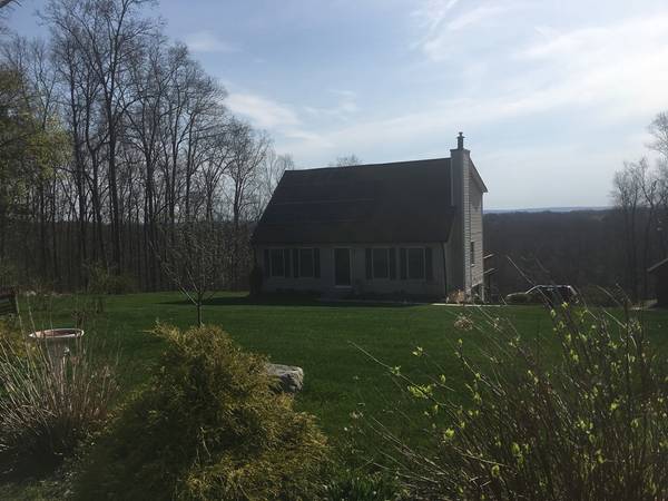 38 Partridge Hill Rd, Dudley, MA 01571