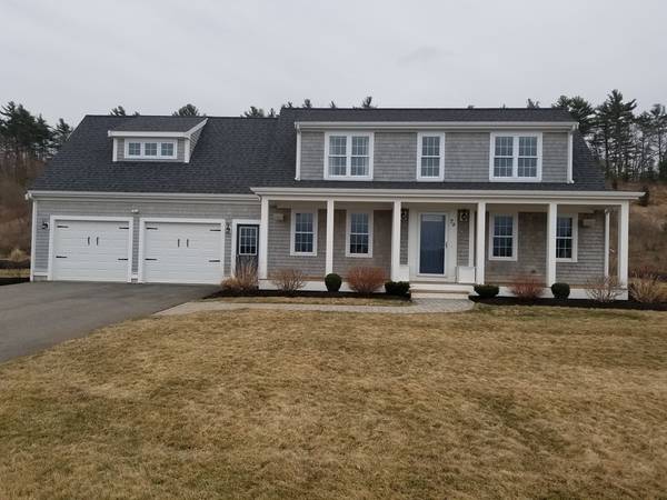 78 Crimson Harvest Dr, Kingston, MA 02364