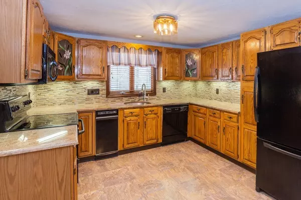 Easton, MA 02375,64 Black Brook Rd