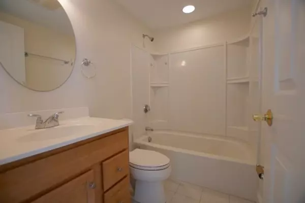 Lynn, MA 01902,15 Parrott #02