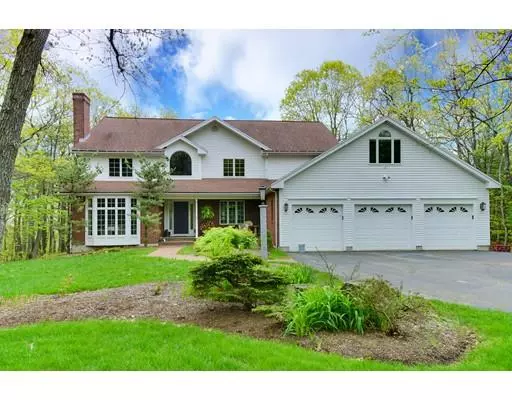 24 Woodstone Rd, Northborough, MA 01532