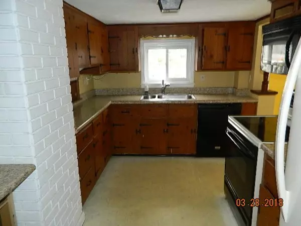 Abington, MA 02351,1036 Plymouth St