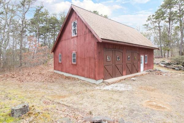 Brewster, MA 02631,28 Ranney Ln