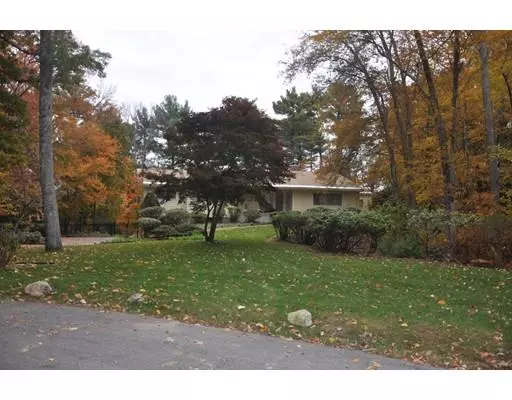 31 Holly Cir, Weston, MA 02493