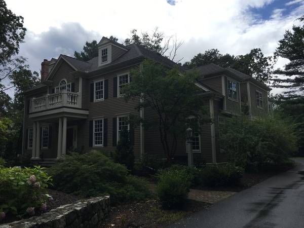 Wellesley, MA 02482,12 Maurice Road