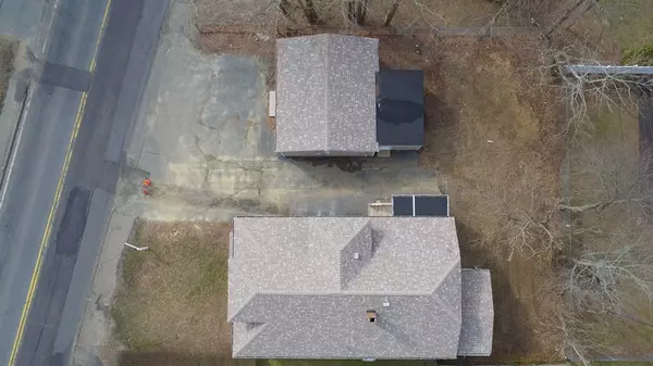 Acushnet, MA 02743,225 Main St.