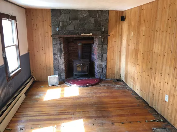 Wrentham, MA 02093,1132 West St