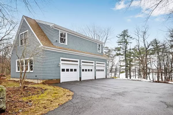 Acton, MA 01720,5 Breezy Point Road