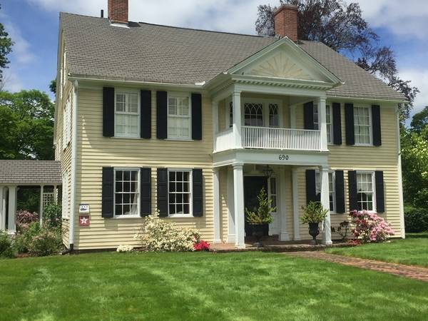 690 Longmeadow St, Longmeadow, MA 01106