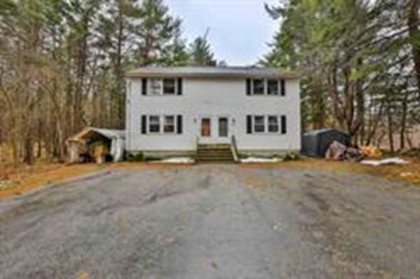 7 Walnut Hill Rd, Derry, NH 03038