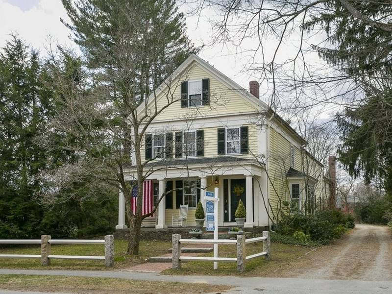 352 Sudbury Rd #352, Concord, MA 01742