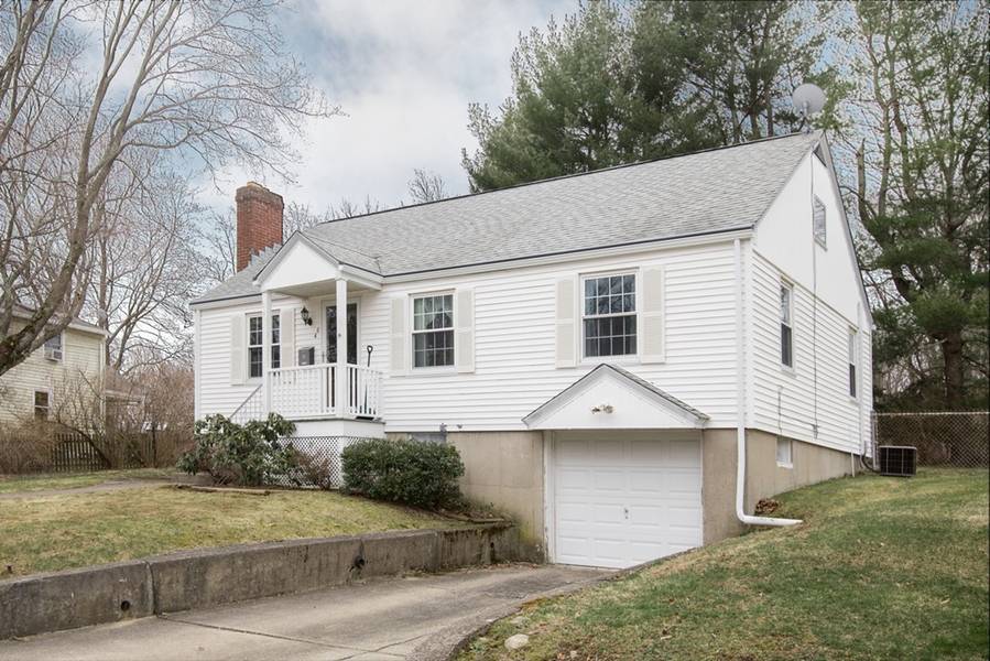 44 Roosevelt Ave, North Attleboro, MA 02760