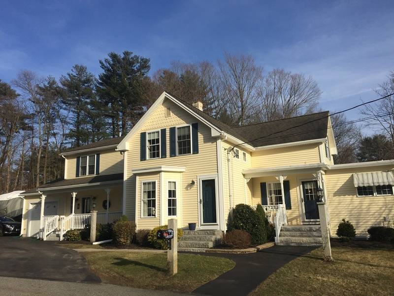 5 Cemetery Lane, Chelmsford, MA 01863