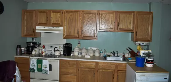 Milford, MA 01757,13-15 Grant St