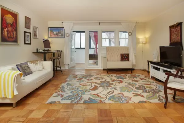 8 Whittier Place #12A, Boston, MA 02114