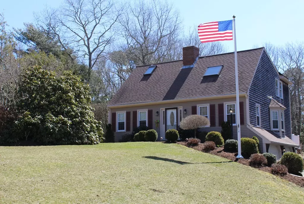 Plymouth, MA 02360,68 Donna Dr