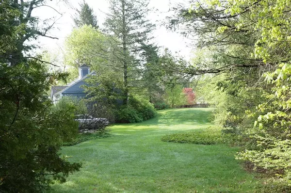 Harvard, MA 01451,14 Fairbanks St