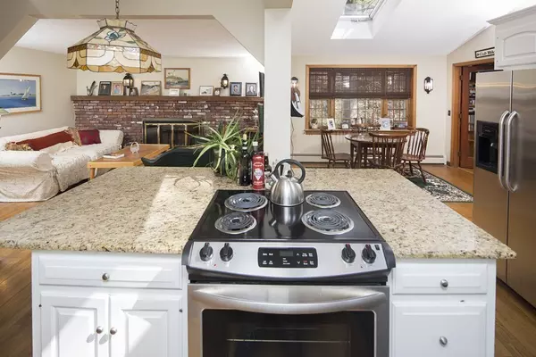 Plymouth, MA 02360,25 Sheridan Drive