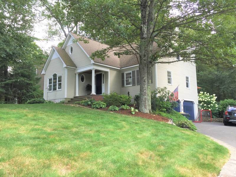 25 Oxford Dr, Franklin, MA 02038