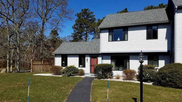 Brewster, MA 02631,148 Crescent Ln #148