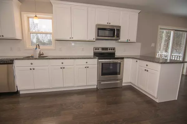Gardner, MA 01440,925 Pearl St
