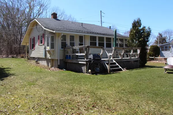 Bourne, MA 02532,24 Lamont Rd