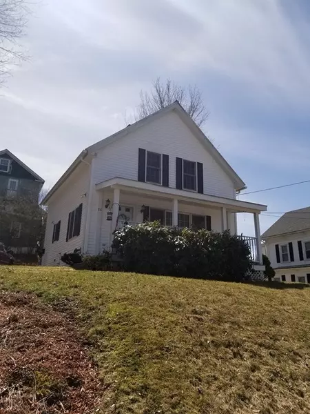 23 Church St, Spencer, MA 01562