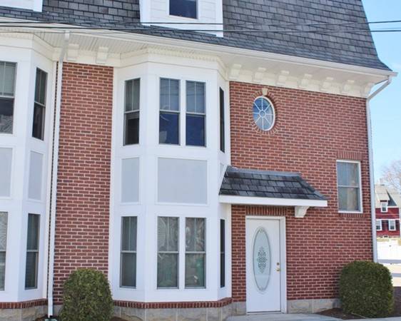 909 Washington St #1, Norwood, MA 02062