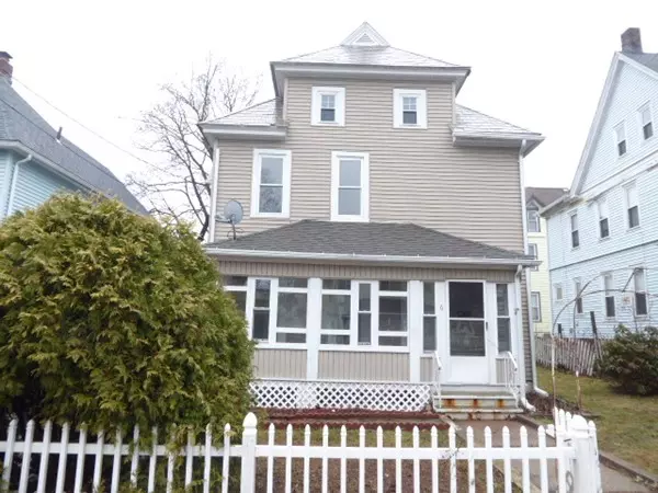 6 Cottage Ave, Holyoke, MA 01040