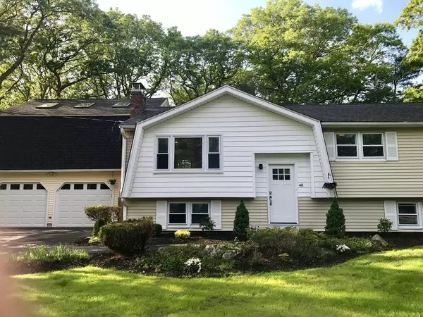 48 Old Farm Rd, Mansfield, MA 02048