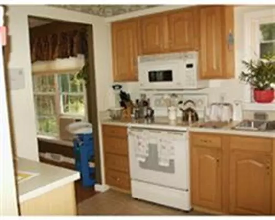 North Attleboro, MA 02760,301 Hoppin Hill Ave