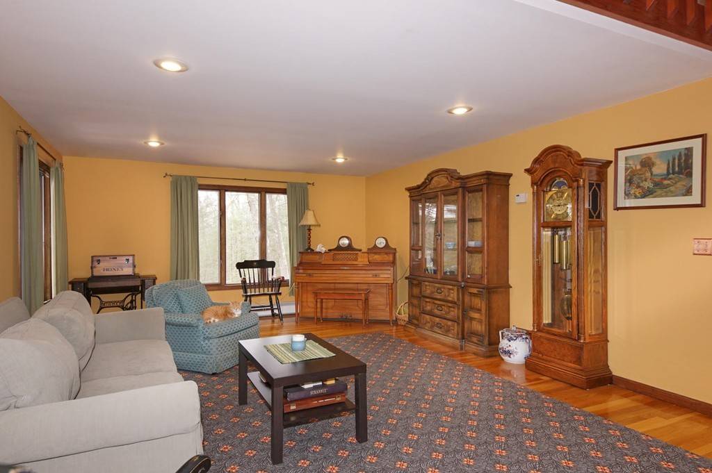 Northborough, MA 01532,45 Auger Ave