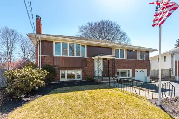 14 Lorraine Rd, Medford, MA 02155