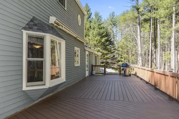 North Reading, MA 01864,6 Lillian Dr