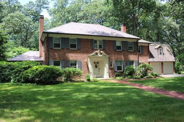 116 Normandy Rd, Longmeadow, MA 01106