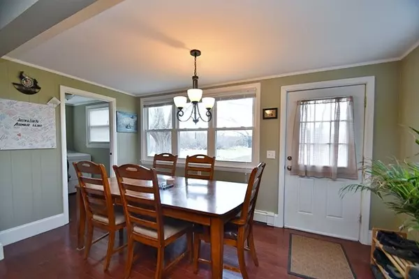 Dighton, MA 02715,725 Main St