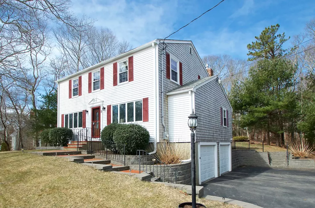 Plymouth, MA 02360,2 Burnside St