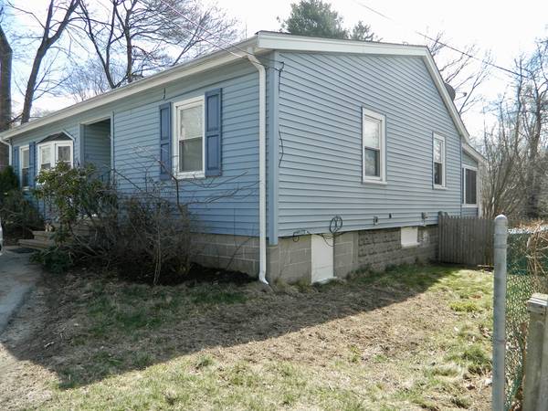 Weymouth, MA 02188,176 Hibiscus Avenue